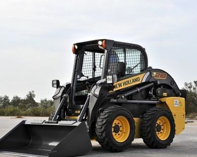 фото Мини-погрузчик New Holland L218