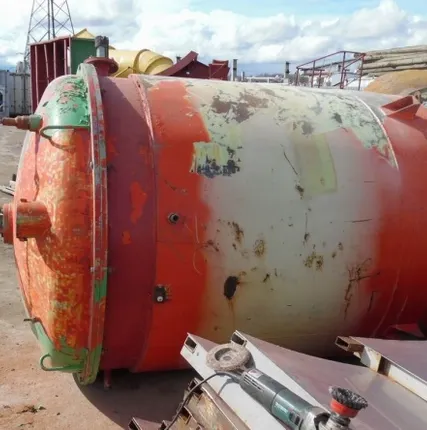 Фото №0 Реактор нержавеющий, объем 3,2 куб.м. Б/У в Москве