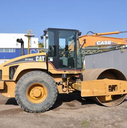 Фото №0 Аренда катка грунтового CAT SC 563 E