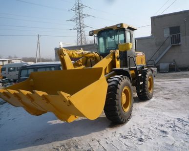 фото Фронтальный погрузчик XCMG LW300FN