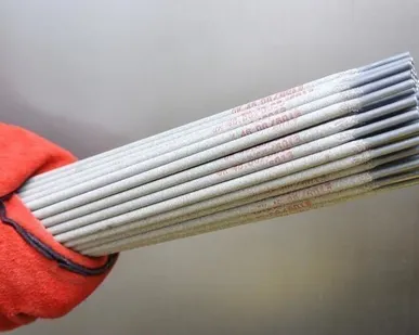 фото Электроды 4 мм ОК-46 (монолит) сварочные