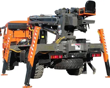 фото Ямобур JunJin SA-040C на базе КАМАЗ