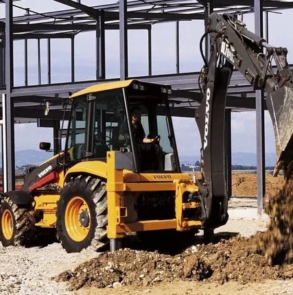 Фото №0 Экскаватор для выкапывания ям