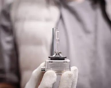 фото Замена ламп в фарах