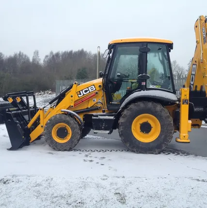 Фото №0 Аренда Экскаваторов-погрузчиков  в Сыктывкаре