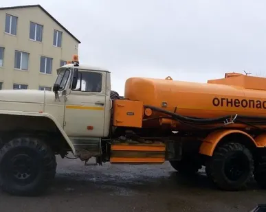 фото Услуги топливозаправщика КАМАЗ 43114