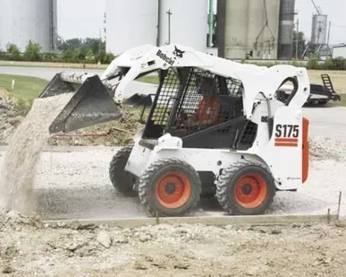 фото Услуги минипогрузчика bobcat