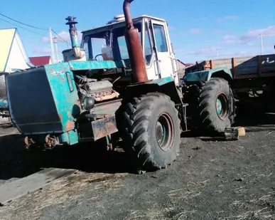 фото Трактор т 150