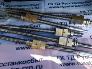 Фото №2 Винт с гайкой поперечной подачи 16К20 (стандартный и удлиненный на 100мм.) в Москве