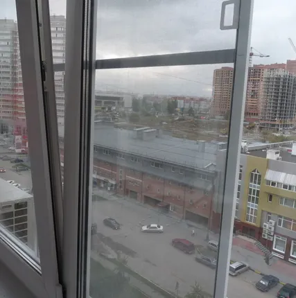 Фото №0 Остекление балкона пластиковыми конструкциями