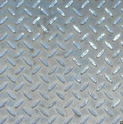 Фото №0 Лист рифленый чечевица 8*1500*6000 мм 3сп ГОСТ 8568-77