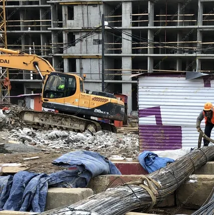 Фото №0 Аренда гусеничного экскаватора Hyundai R 210NLC-9, Щелково