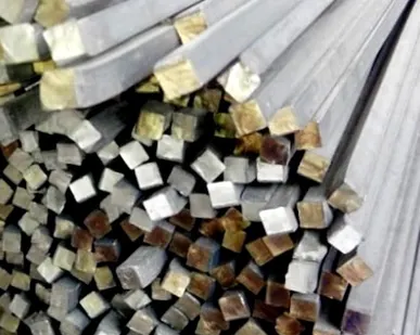 фото Квадрат 25х25 мм ст 45 ГОСТ 2591