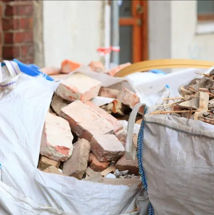 Фото №0 Вывоз строительного мусора