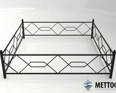 фото Оградка на могилу из профильной трубы