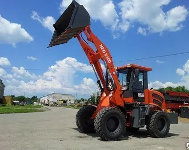 фото Фронтальный погрузчик NEO S300