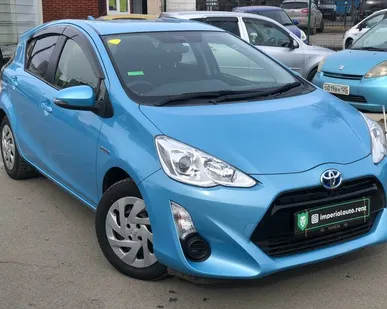 фото Toyota Aqua 2017