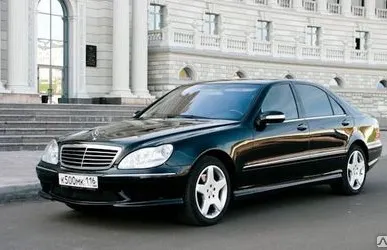 фото Аренда автомобиля Mercedes S 500 Long по городу