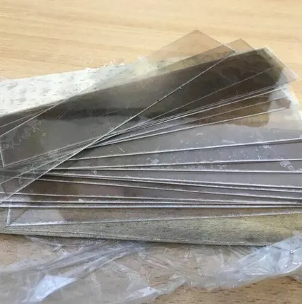 Фото №0 Слюда СМОГ (мусковит) 5 ДУ 220х28х0,2 мм РУ 120 ГОСТ 13752-86