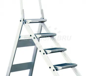 фото Трап передвижной с платформой, 12 ступеней 600 мм, из легкого металла