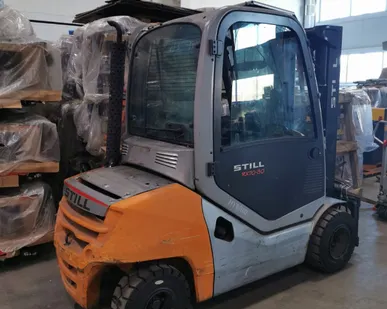 фото STILL RX70-30 дизельный вилочный автопогрузчик Б/У в Москве
