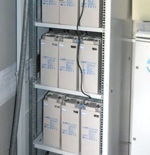 фото МАП DOMINATOR UPS 24В 6 кВт (инвертор)