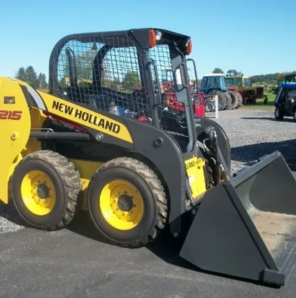 Фото №0 Мини-погрузчик New Holland L215