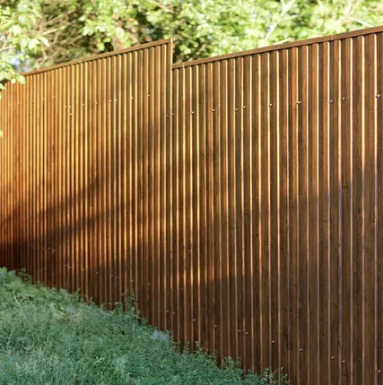 Фото №0 Забор из профнастила Морёный дуб