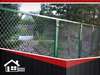 фото Установка забора из сетки рабицы в раме