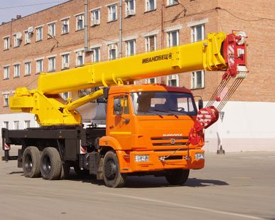 фото Автокран Ивановец 25 тонн (новый)