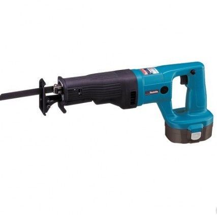 Фото №0 Аккумуляторная сабельная пила Makita JR180DWD