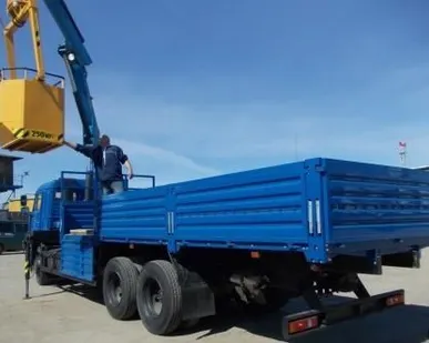 фото Бортовой КАМАЗ 65117-23 с КМУ ИНМАН ИМ 150
в