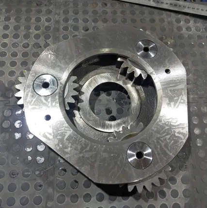 Фото №0 Вторая планетарная передача редуктора хода Volvo EC300D