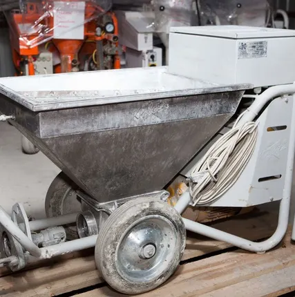 Фото №0 Шпаклевочная станция