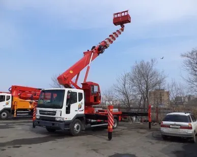 фото Телескопическая автовышка от 18 до 45 метров в аренду