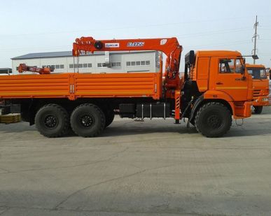 фото КамАЗ 43118 с кран манипулятором КМУ