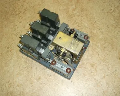 фото Контактор КМ2143-23