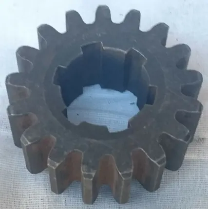 Фото №0 Шестерня цилиндрическая для почвофрезы 1GQN-100 17 зубьев 6 шлицов