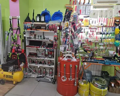 фото Ручной инструмент для штукатурных и малярных работ