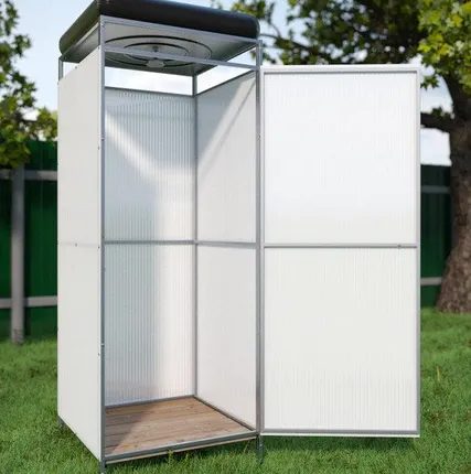 Фото №0 кабина уличного душа с баком и насадкой