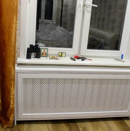 Фото №0 Деревянный экран на батарею