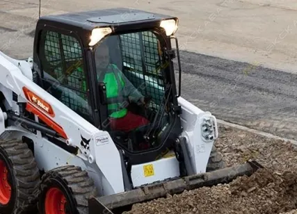 Фото №1 Аренда мини-погрузчика Bobcat S530, Старый Оскол