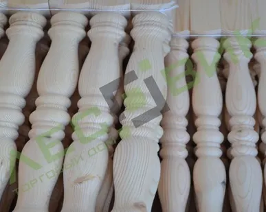 фото Балясина 45х45х0,9 (хвоя)