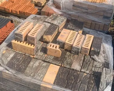 фото Кирпич (уценка)