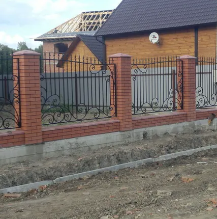 Фото №0 Строительство заборов