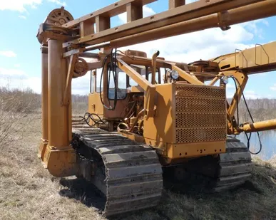 фото Предлагаем услуги Сваебоя СП-49