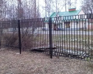 фото Забор сварной из проф трубы