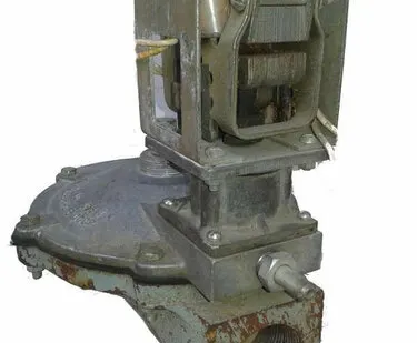 фото Клапан электромагнитный КГ-40