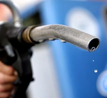 Фото №0 Бензин марки регуляр 92 ТУ