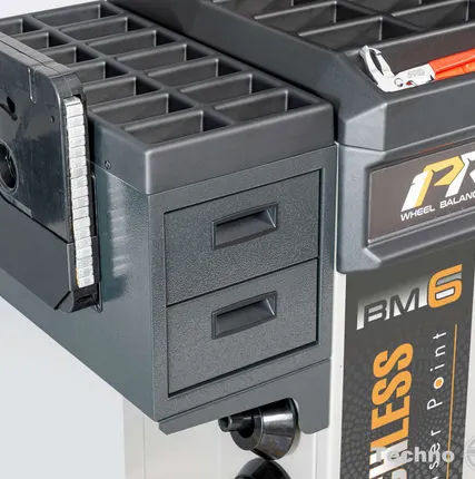 Фото №6 Стенд балансировочный модель iPRO BM6